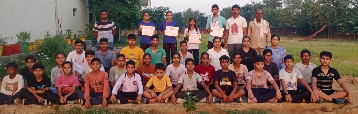 Mausam and Muskaan won gold medal in Junior Athletics Championship