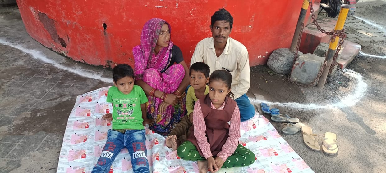 The family, upset over the non-construction of the drain, staged a sit-in in Bisalpur tehsil