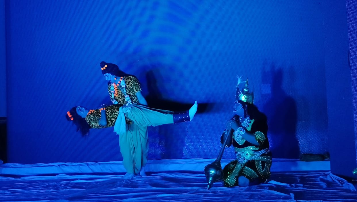 The audience shouted Jai Shri Ram on the dialogue between Ravana and Angad.