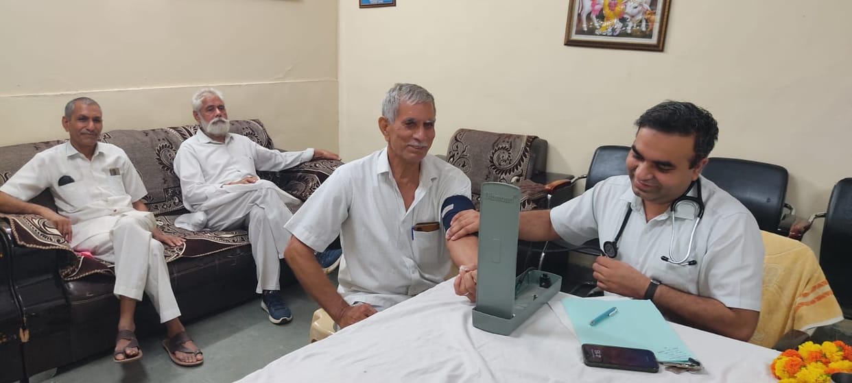 People's health checked in heart check-up camp