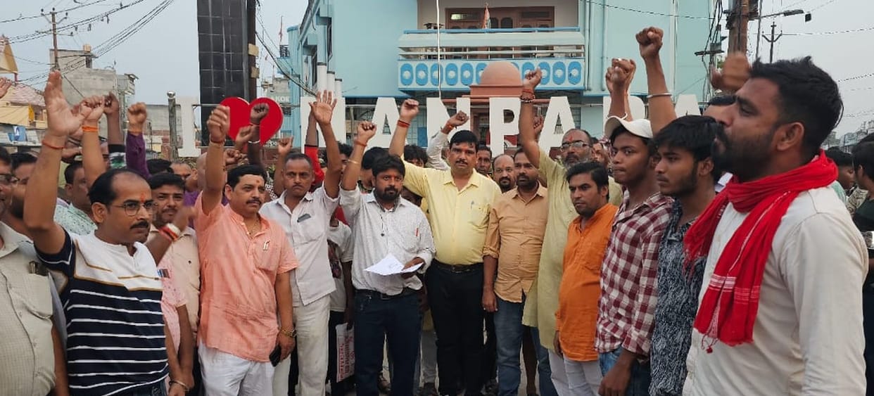 Hindu organizations agitated over inhumanity to children, demonstrated