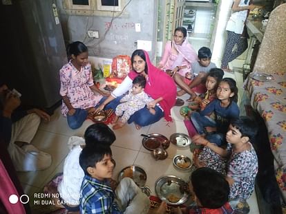 After worshiping Kanjak, food was served to the girls.