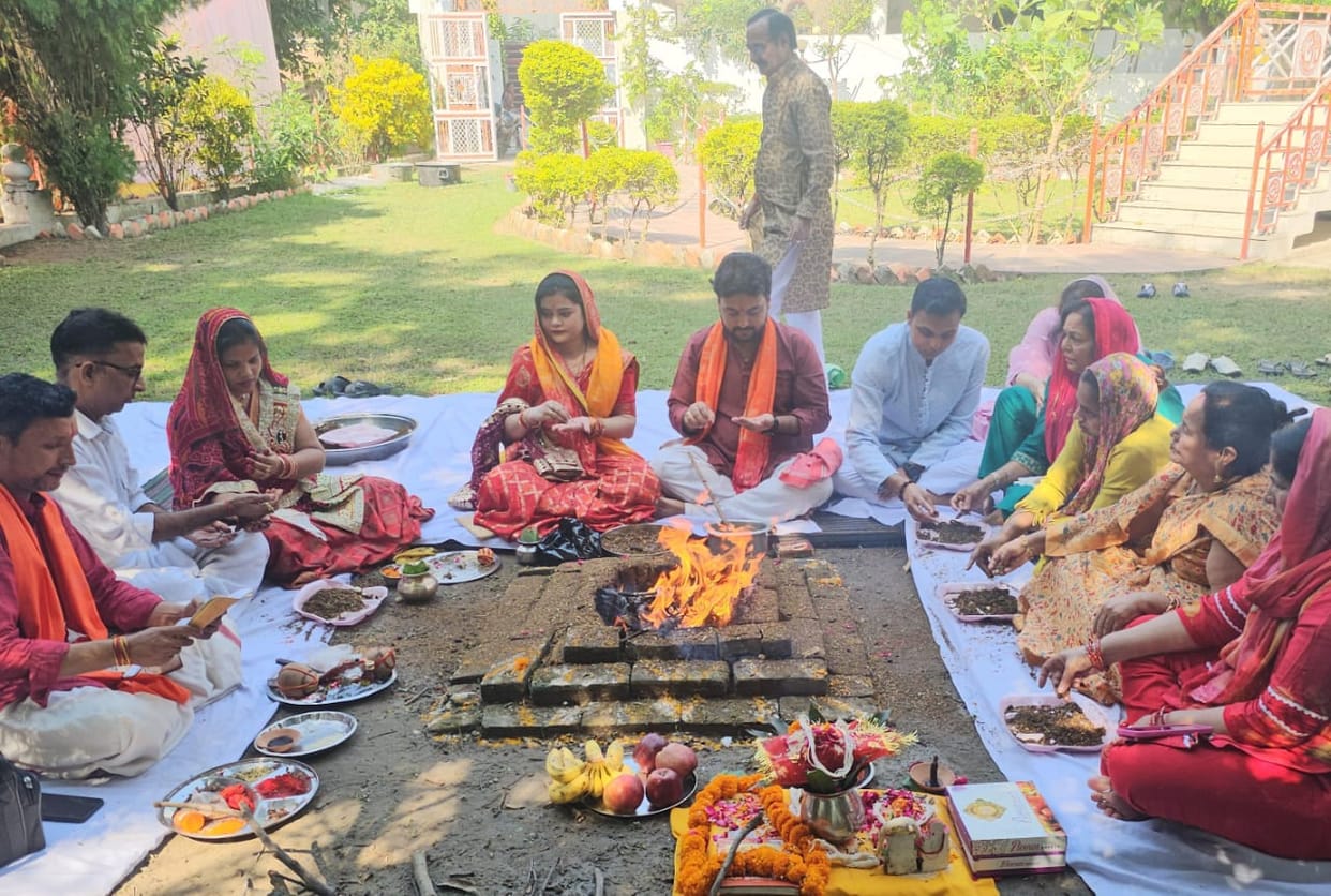 Sharadiya Navratri concludes with Havan and Kanya Bhojan