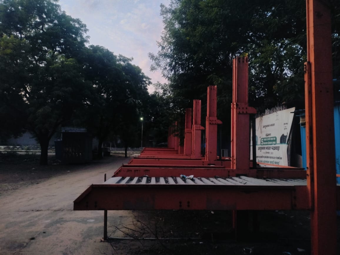 12 years ago a white elephant worth Rs 50 lakh was built in the mini secretariat.