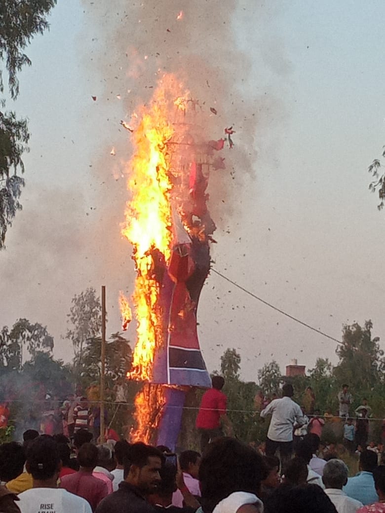 Ram killed Ravana with his fire arrow