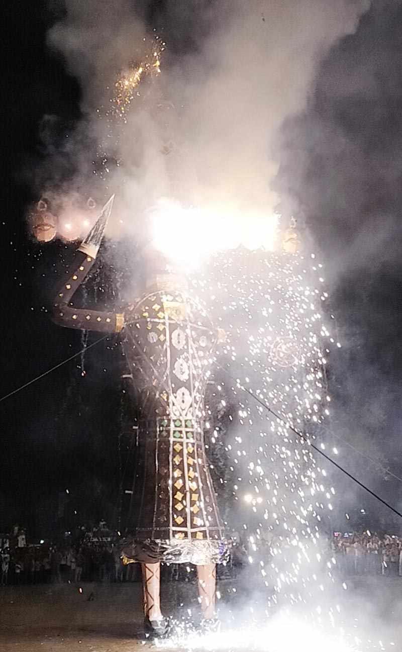 Burning of 61 feet tall effigy of Ravana in Bhattu