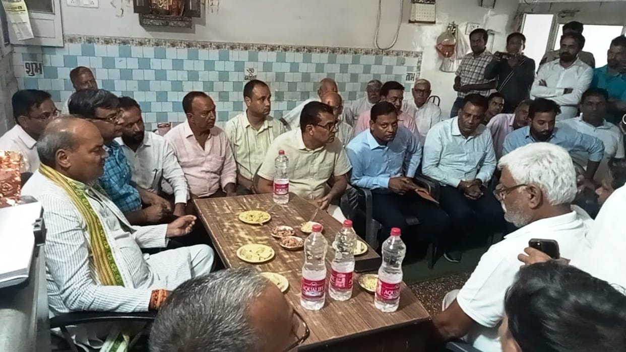 Newly elected MLA Laxman took stock of the market