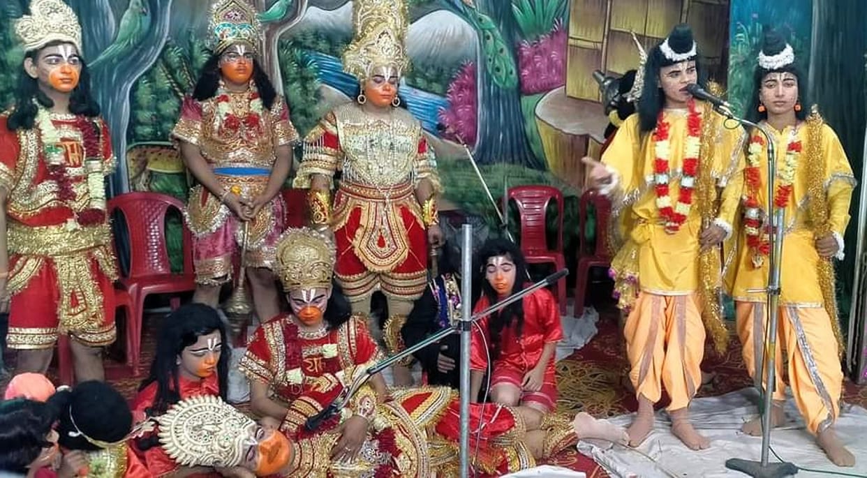 Rama refuses to come to Ayodhya, Bharata returns with Charan Paduka