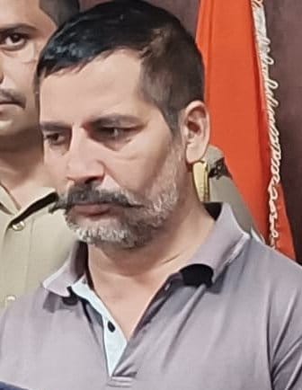 Robber of Rs 40 lakhs caught in Axis Bank