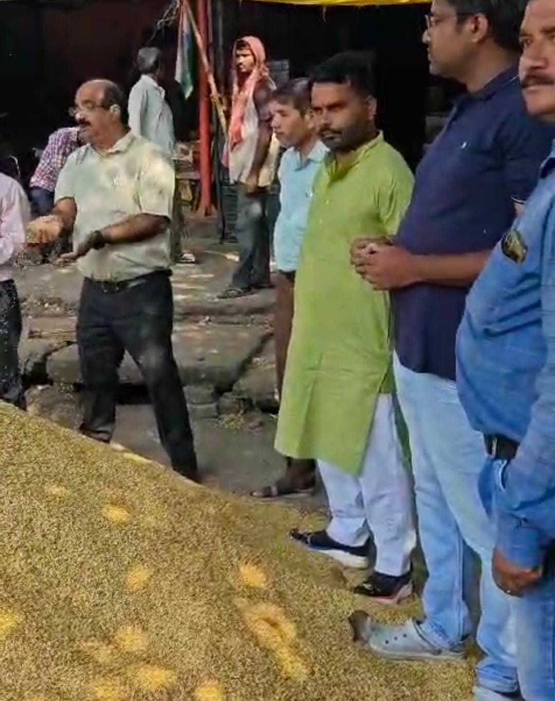Paddy purchase: Paddy auctioned at Rs 1945 per quintal