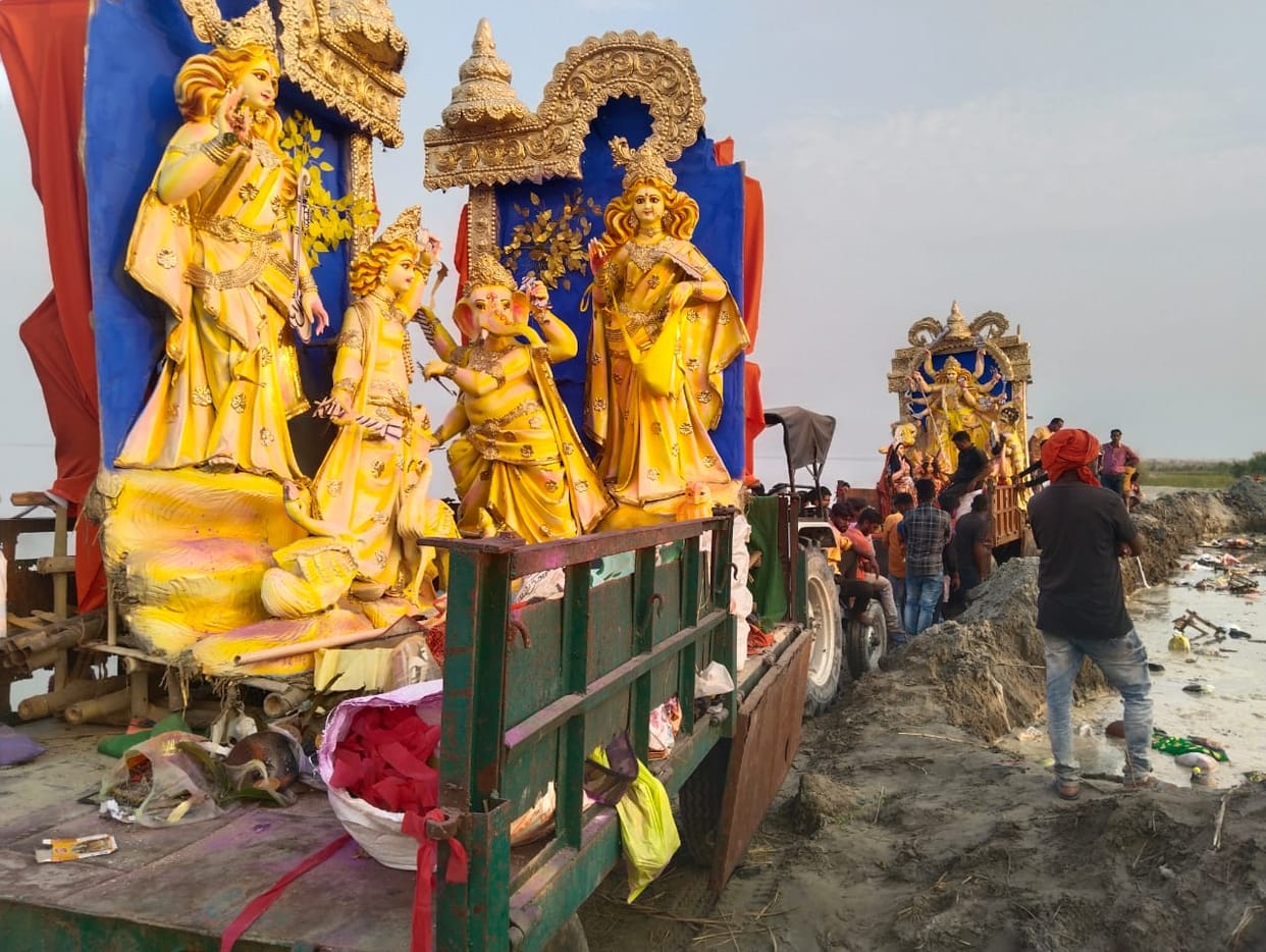 Devotees bid farewell to Maa Durga with tearful eyes