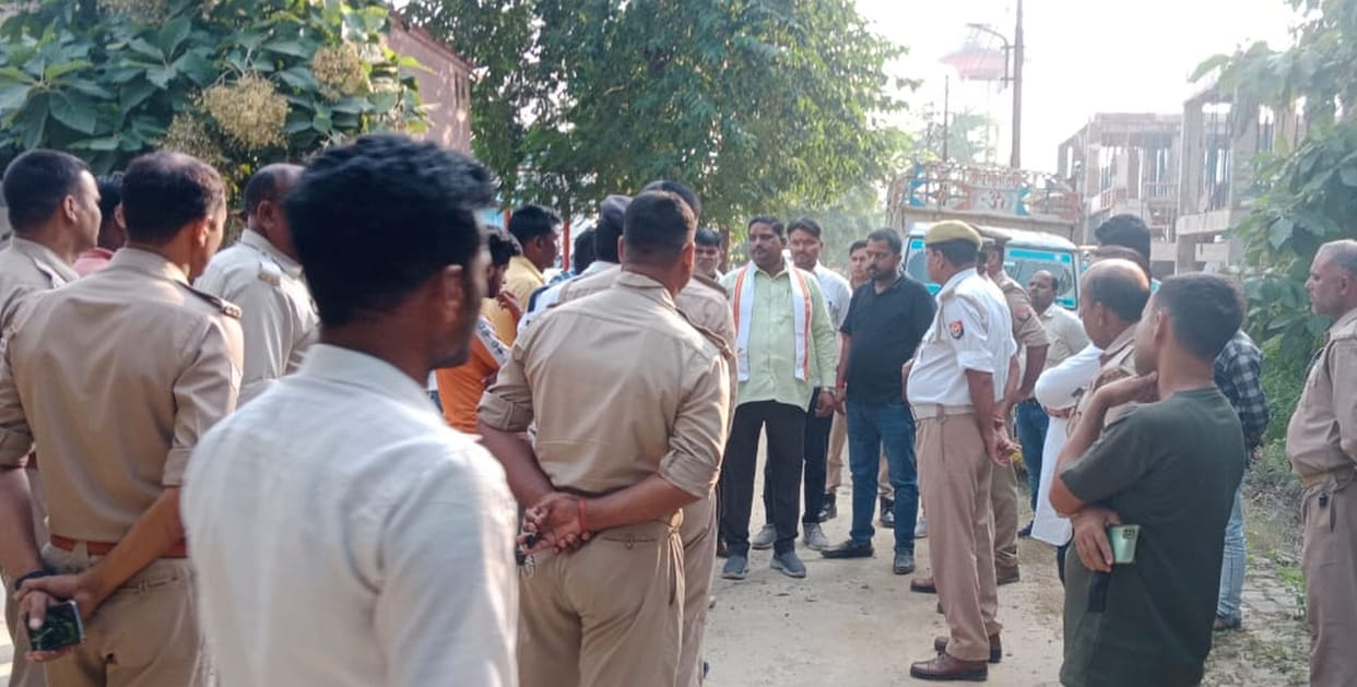 Police busy in solving the mystery of double murder