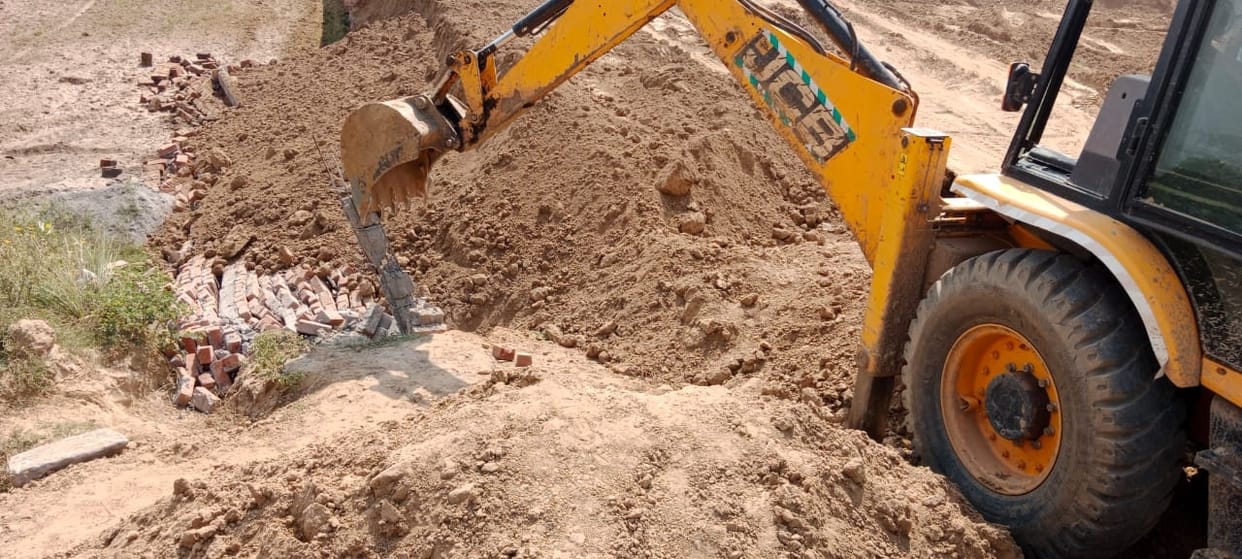 Construction in illegal colony demolished