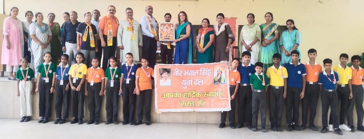 Students should become patient, brave and serious like Luv-Kush: Dinesh