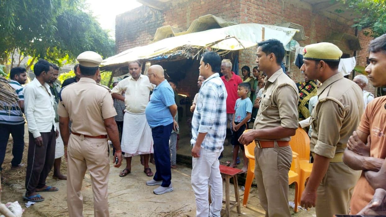 Jackal attacked a youth, villagers killed him