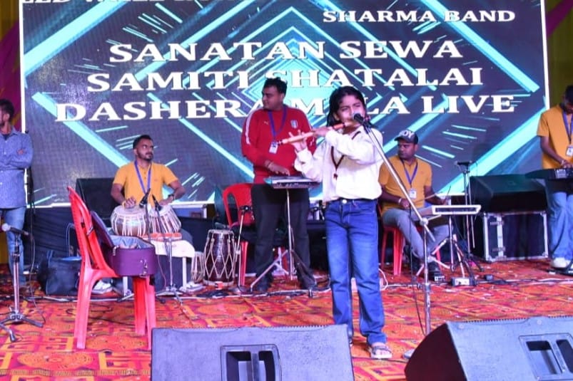 The second cultural evening of Dussehra fair was named after Anil Mann, Ishant Bhardwaj.