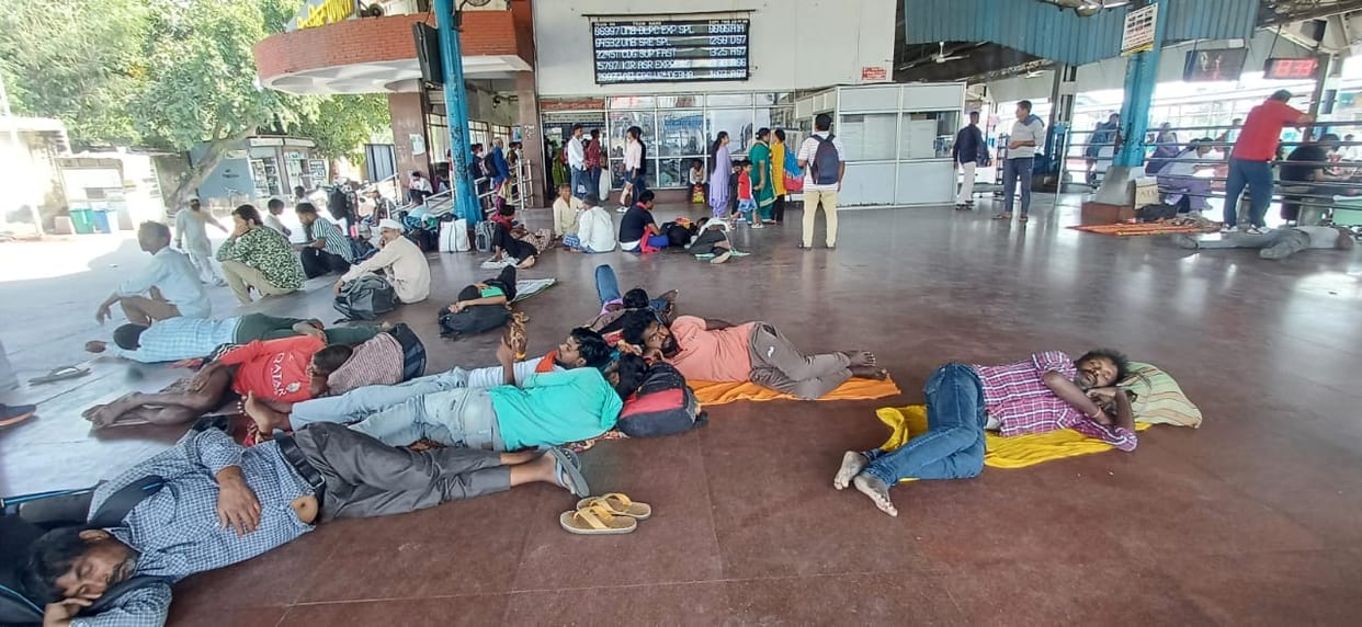 38 special trains will become Humsafar on Diwali and Chhath Puja