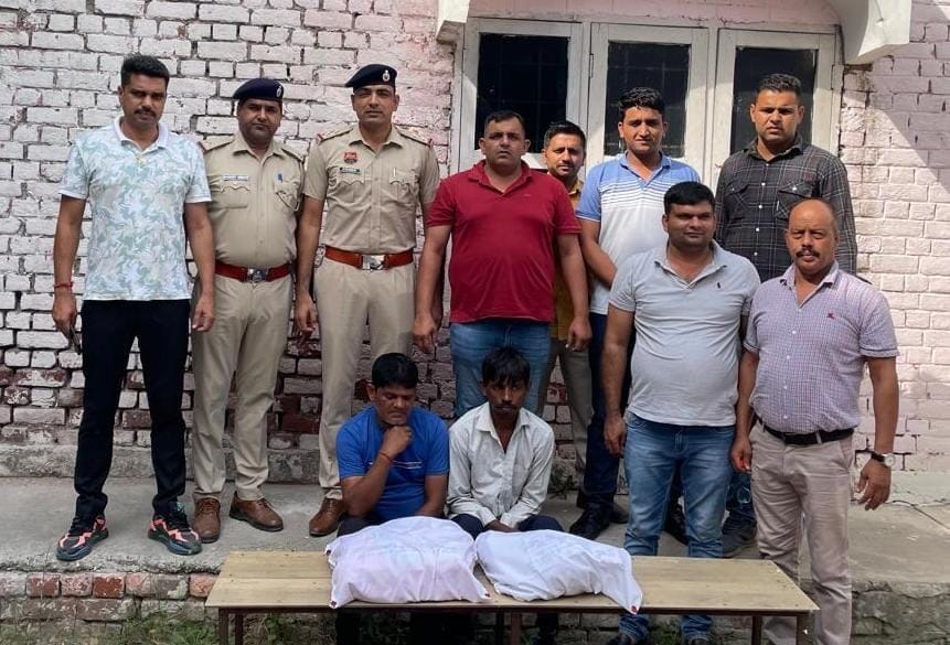 Two accused of drug smuggling arrested, 9 kg hashish and 8 opium recovered
