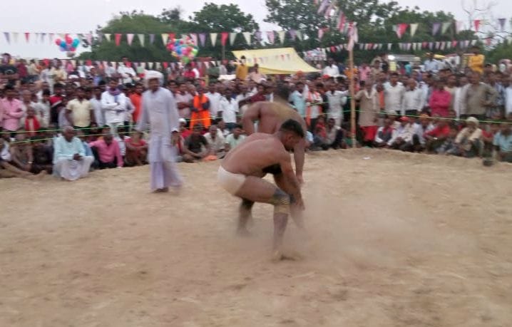 Akash became the champion of Malakarezma Dangal
