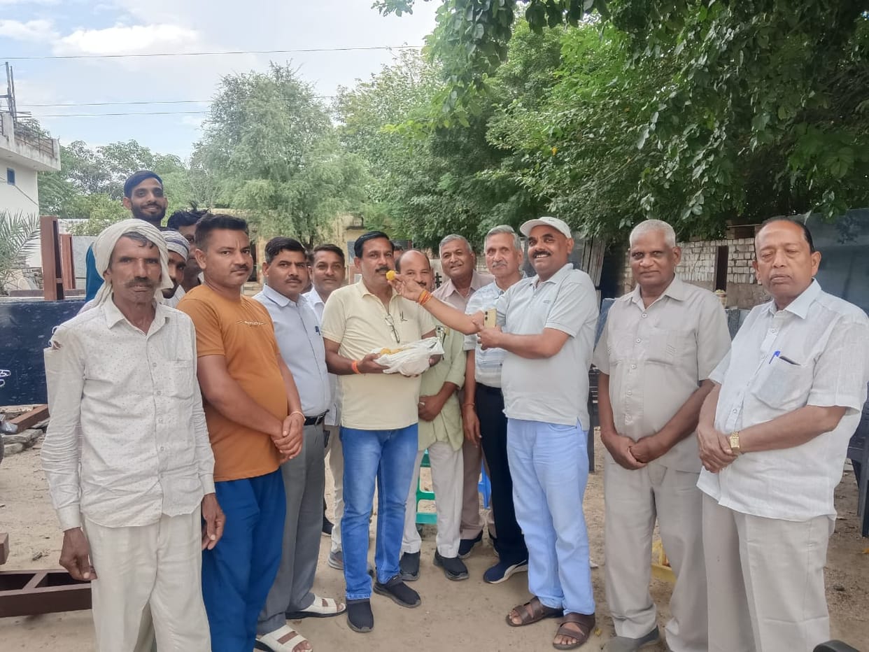 Sweets distributed on Ranveer Singh Gangwa becoming cabinet minister