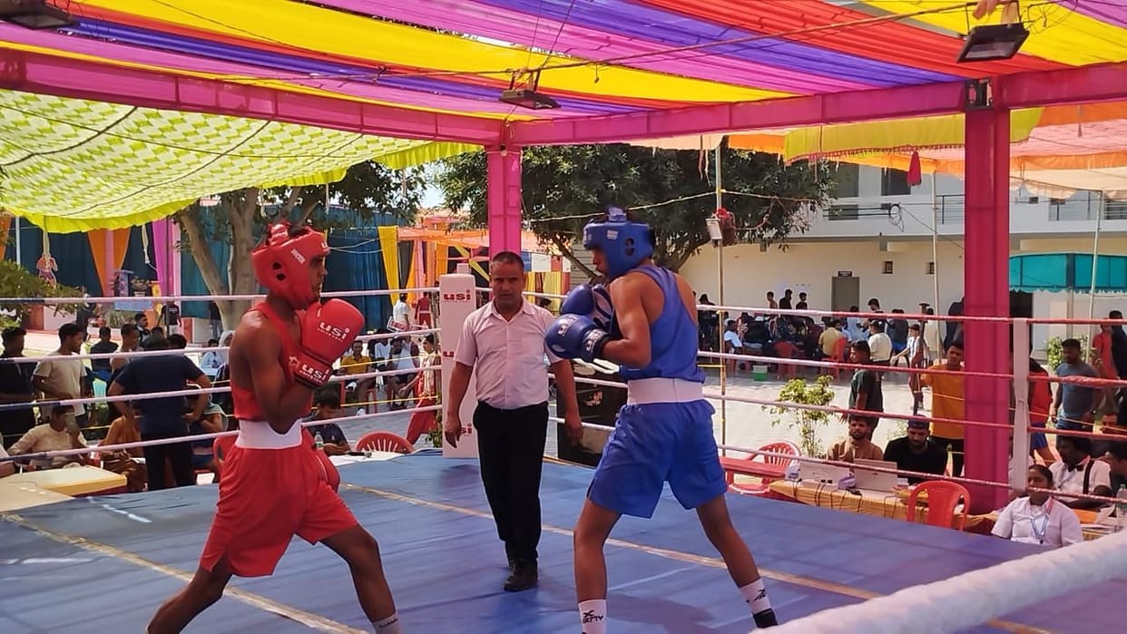 In boxing, Mohammed Riyan of Abu Dhabi defeated Kamal Sahu of Orissa.