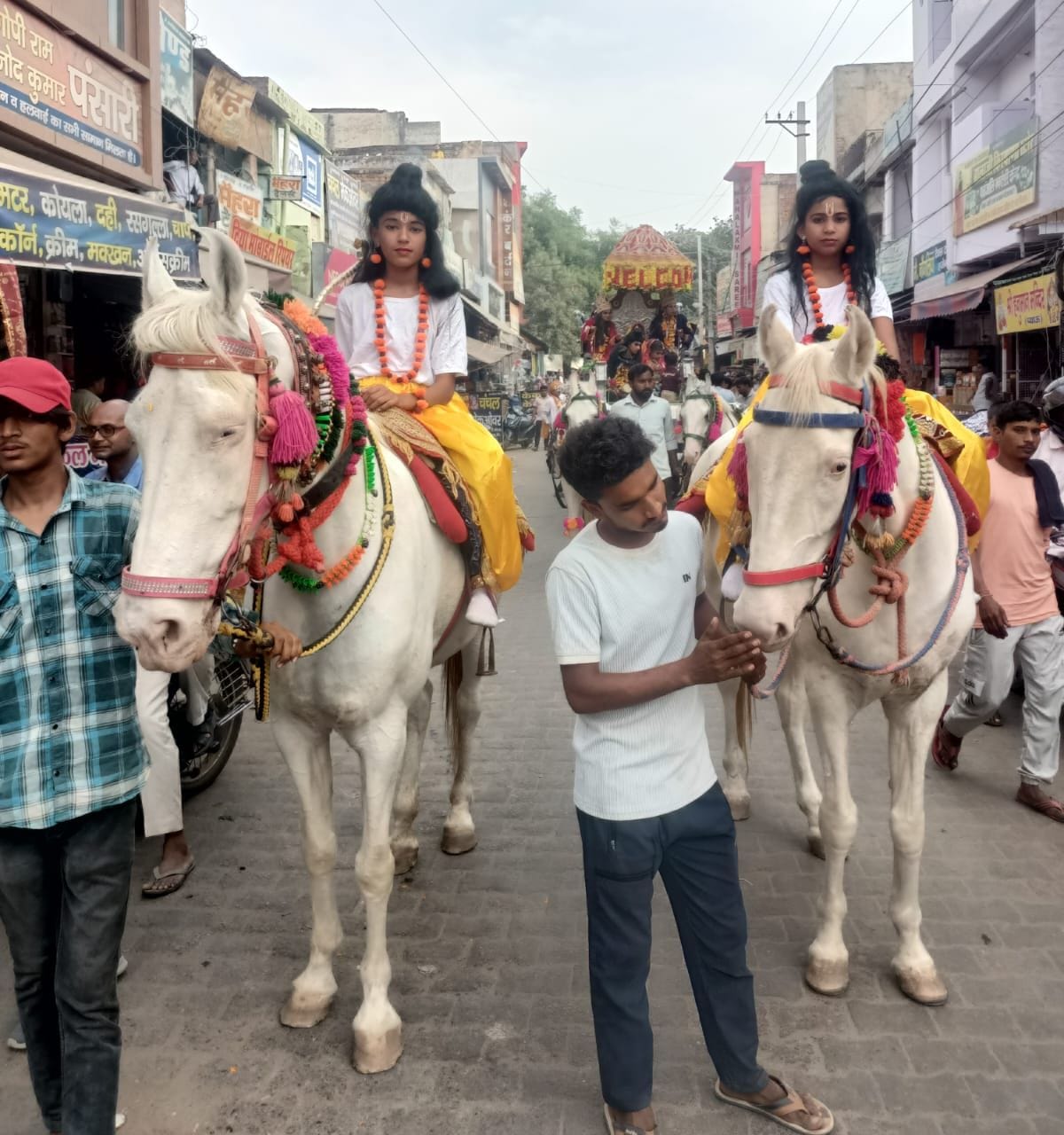 Procession taken out on Lord Valmiki Jayanti