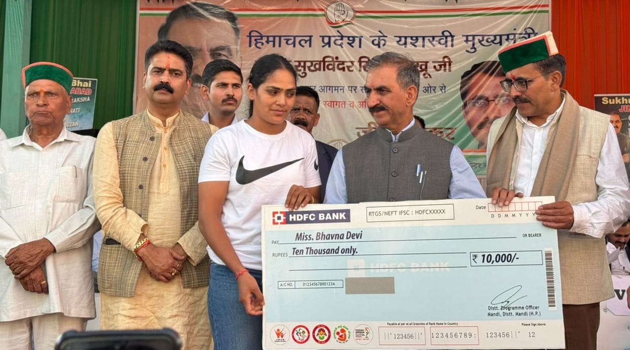 Kabaddi player Bhavana honored by CM Sukhu