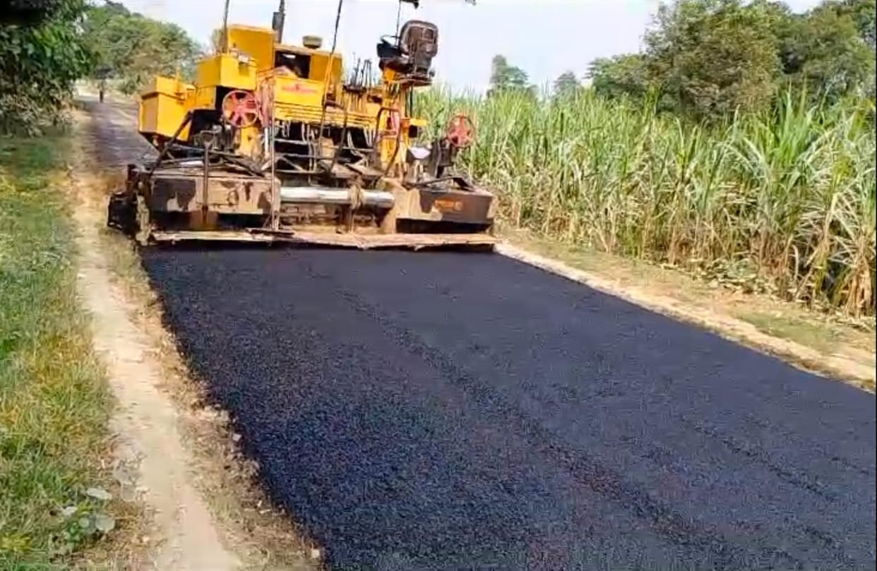 Repair of road dug up by hand started