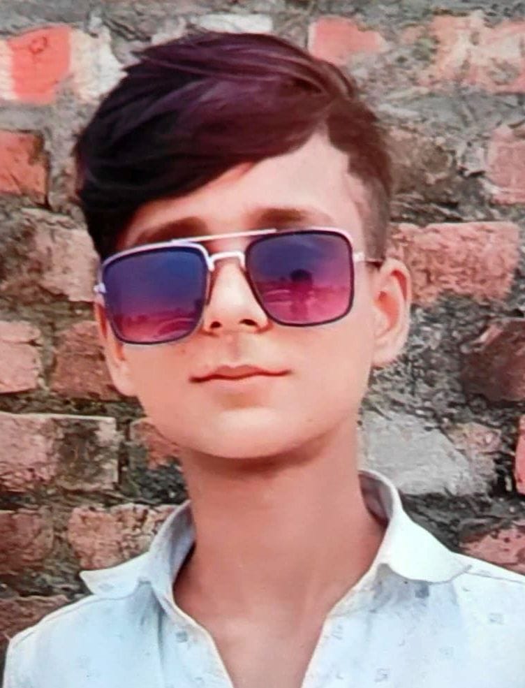 An iron sheet fell on the student, he died due to neck cut