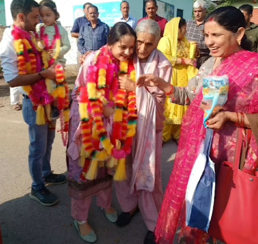Kanika, who reached the village for the first time as a nursing lieutenant, got a warm welcome