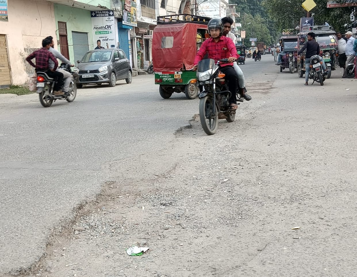 Scheduled period passed, road works not completed, huge inconvenience in traffic
