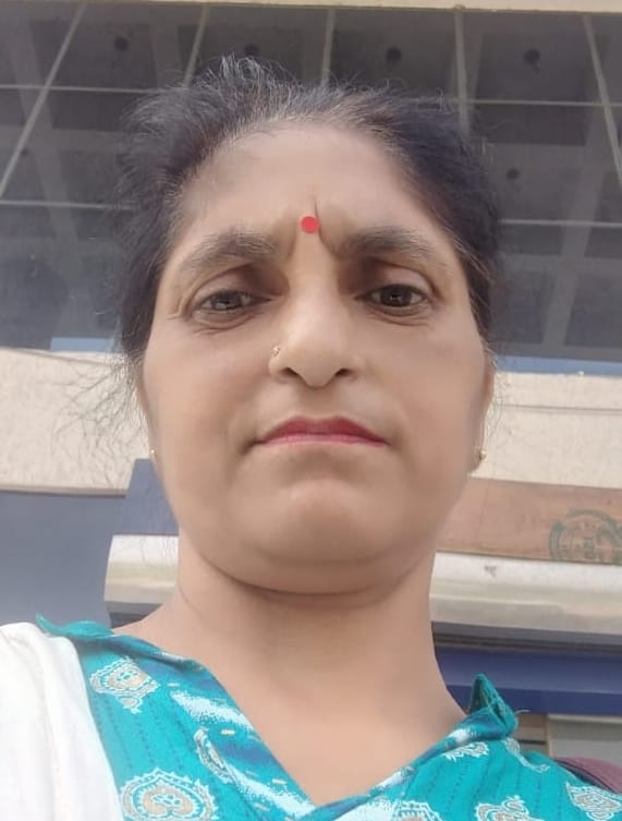 Teacher dies in scooter accident, daughter critical