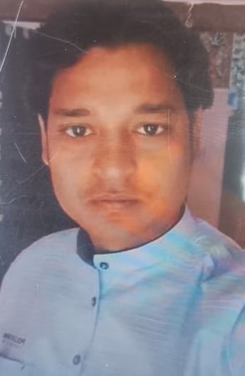 The young man committed suicide by hanging himself, he was in a legal case with his wife