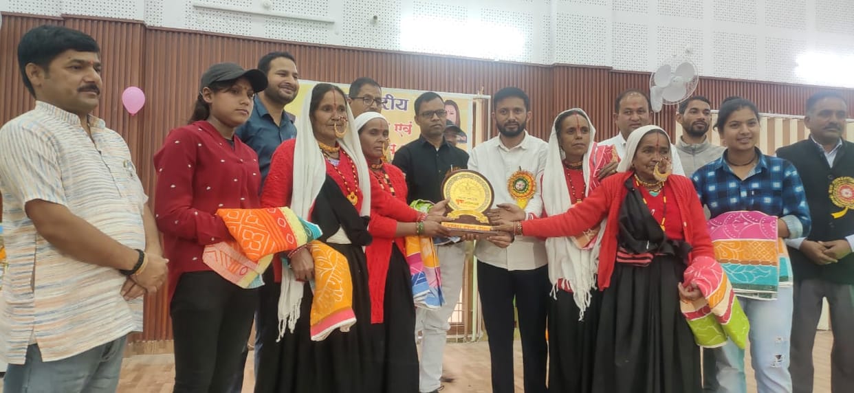 Mamand Chopta won in folk dance