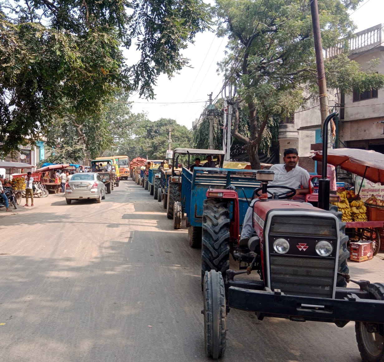 There was a jam for four hours on Kachla-Shahabad highway