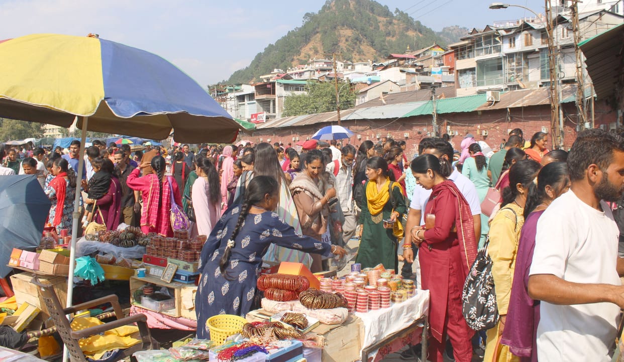 Karva Chauth...crowd of women gathered for shopping