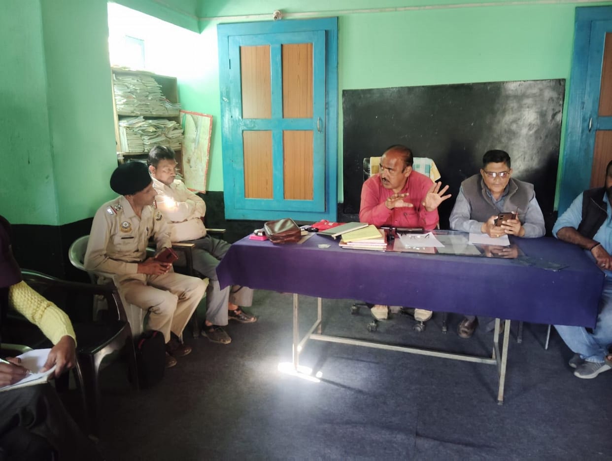 A teacher from Sanganed School will come to Bhint to teach children for 15 days.