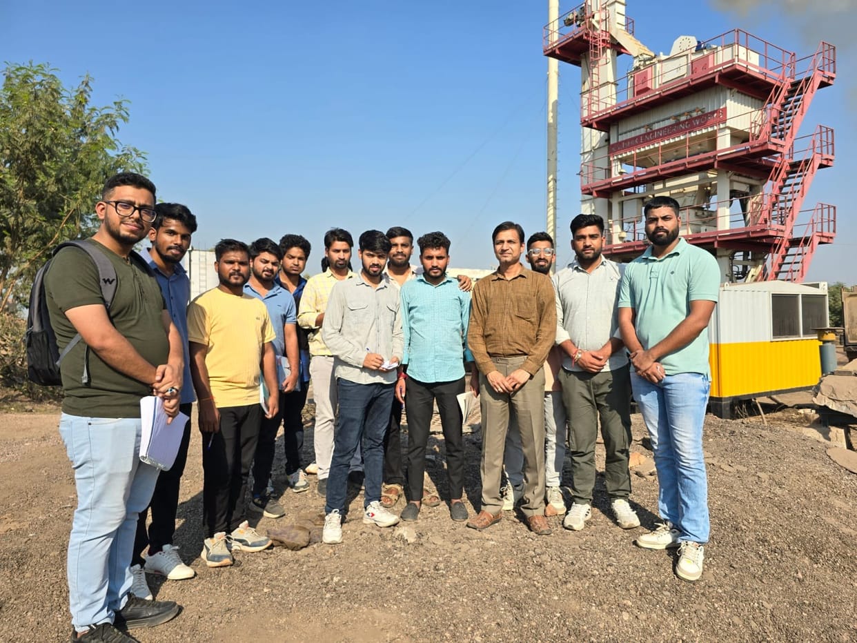 Students visited Mandothi Hot Mix Plant
