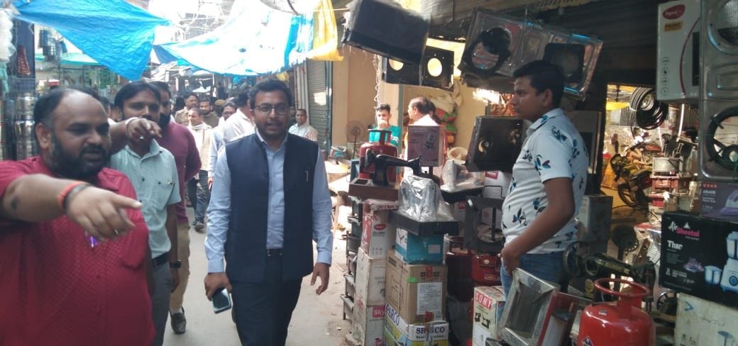 Shopkeepers warned of action
