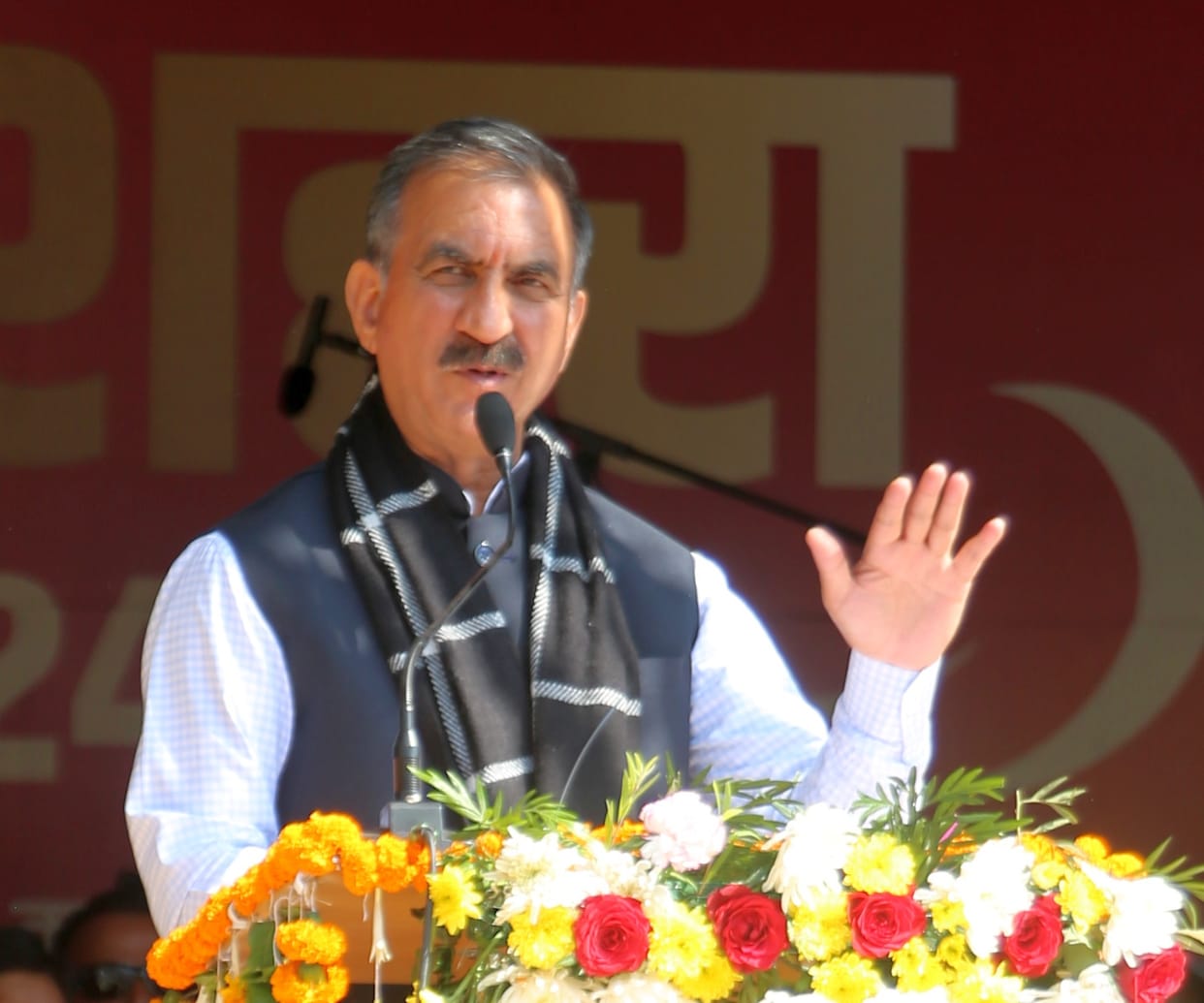 Chief Minister gave a gift of Rs 102 crore
