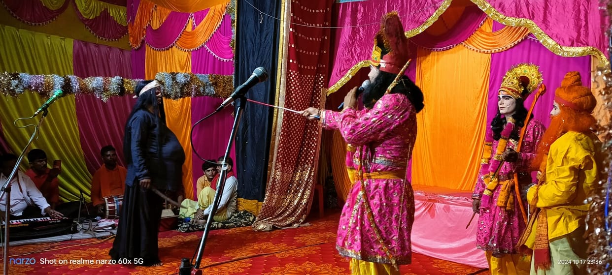 As soon as Tadka was killed, the pandal echoed with Jai Shri Ram.