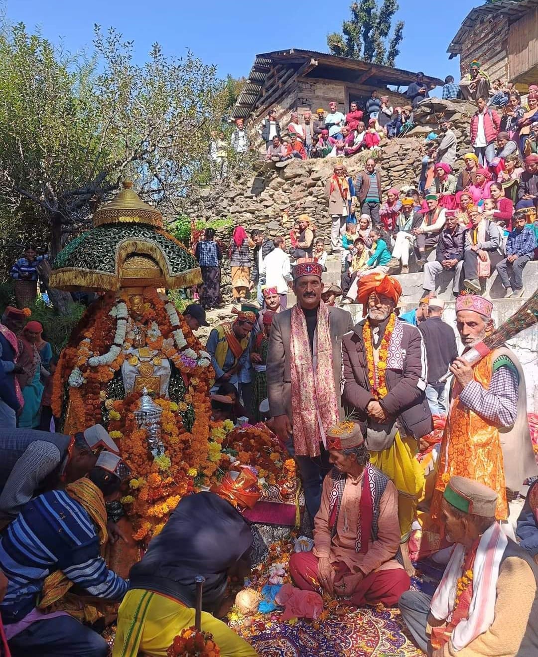 Consecration of the golden umbrella of sage Dev Markandeya