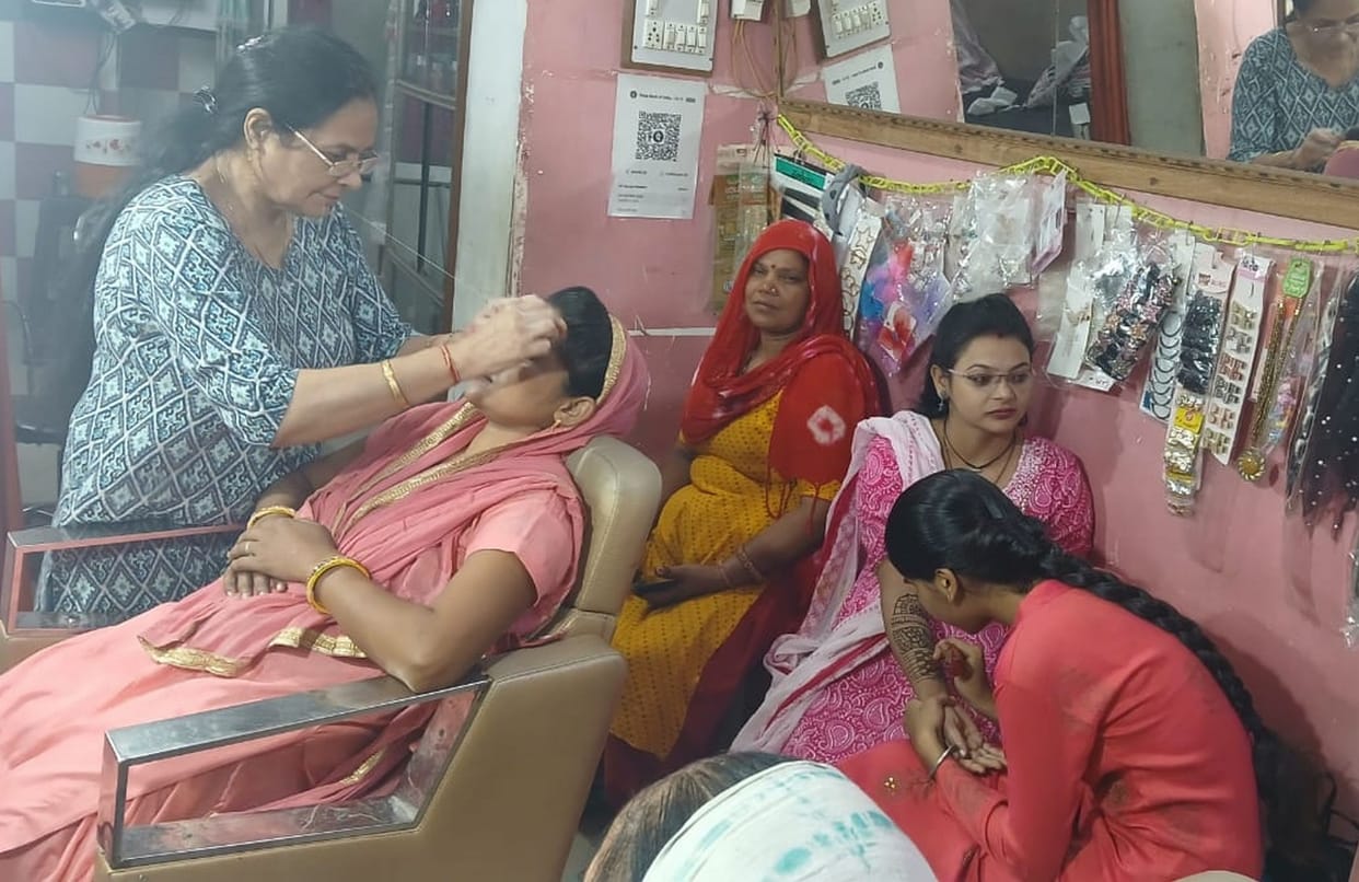 Parlour operators are calling women with advance booking