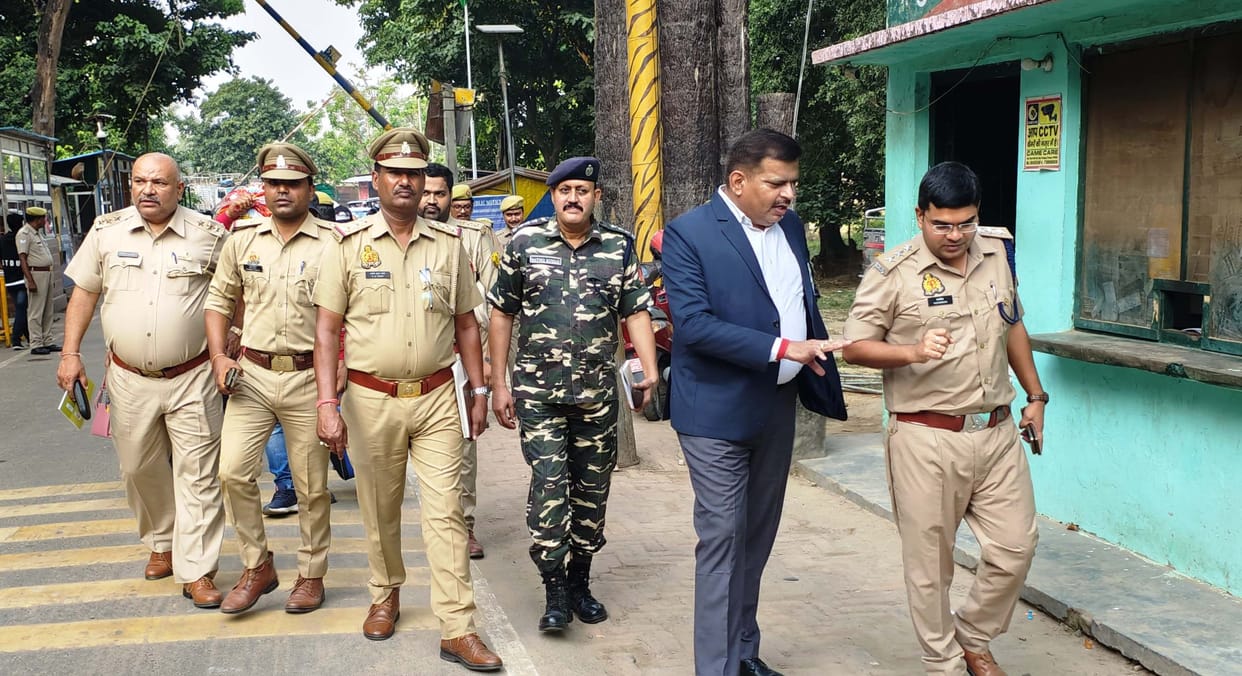 Assistant Commissioner of Customs held a meeting with Nepali officials