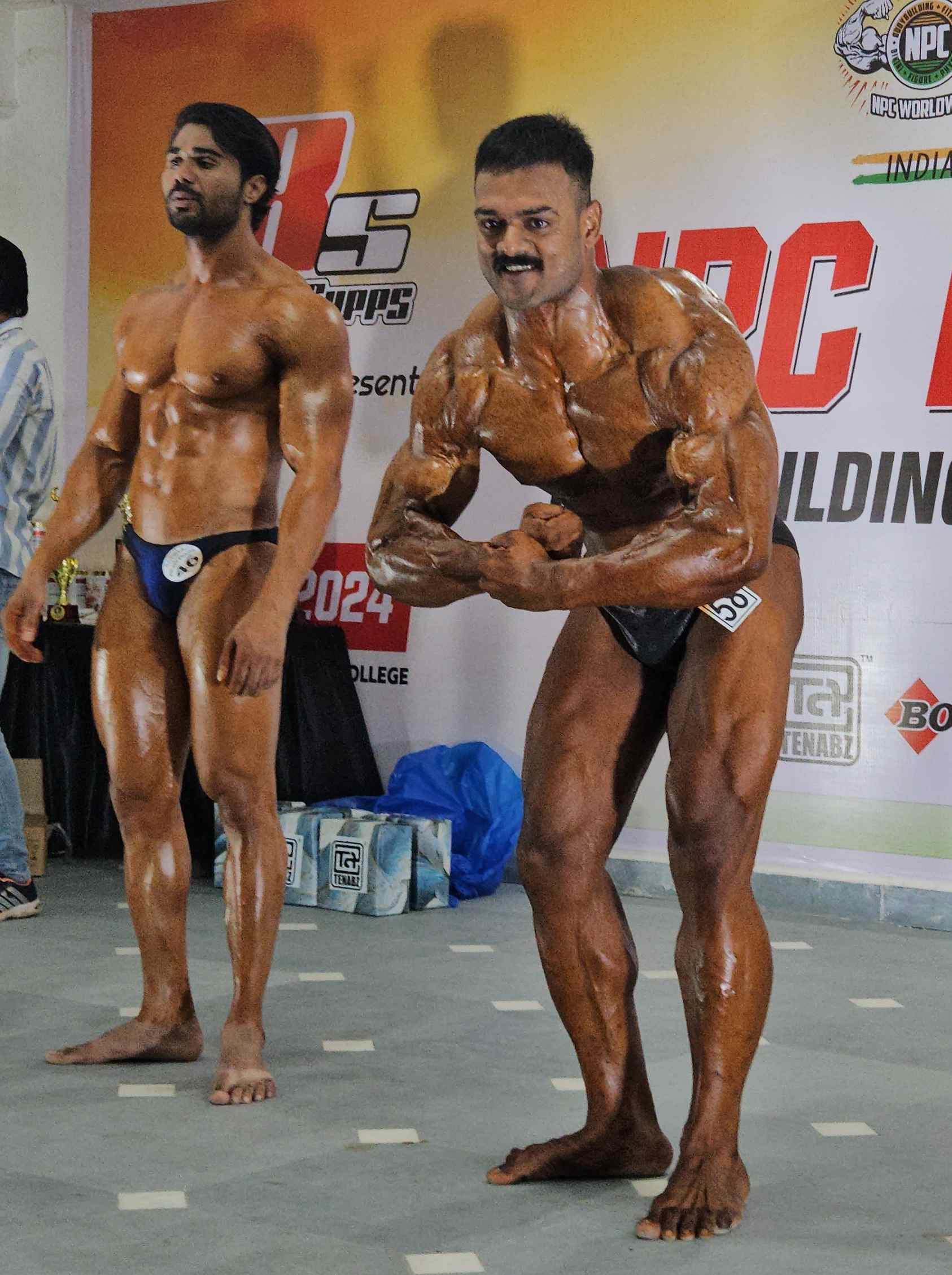Body builder Rajat increased the prestige of Gonda