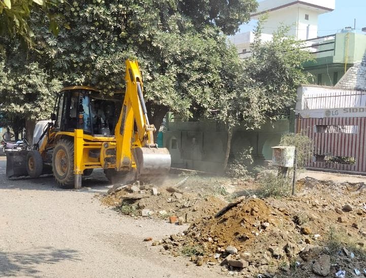 Housing development roads will be built with Rs 48 lakh, work started
