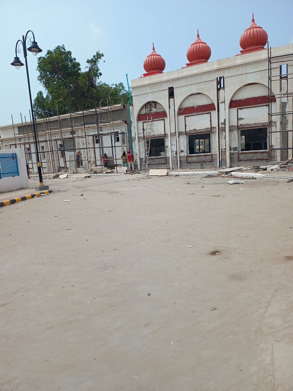 Railway stations will become multimodal transport and business centers