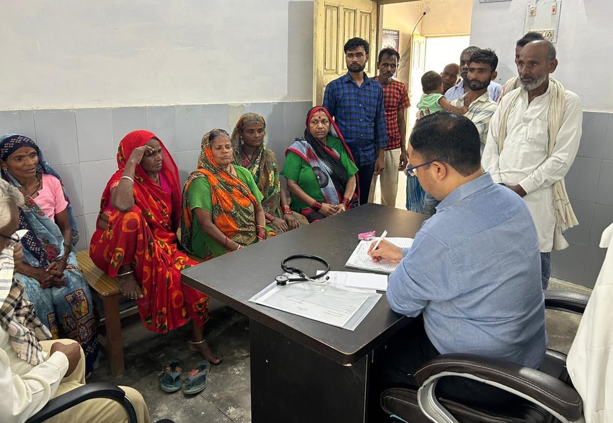 80 percent patients suffer from cold, fever and soreness