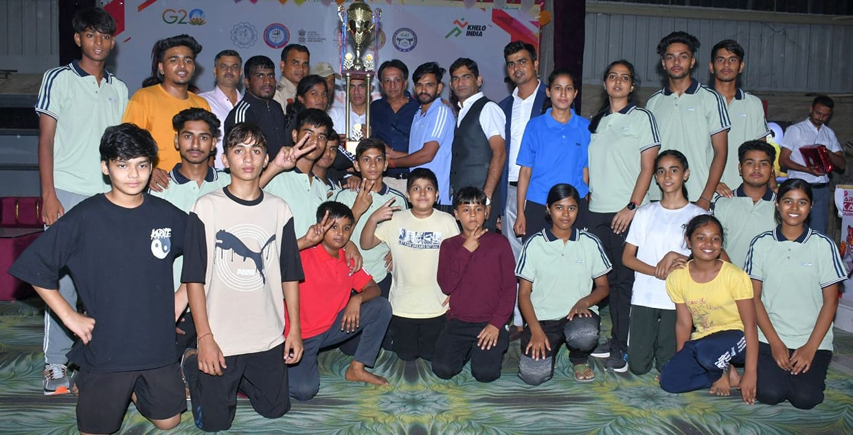 Bhiwani team became overall champion in karate competition