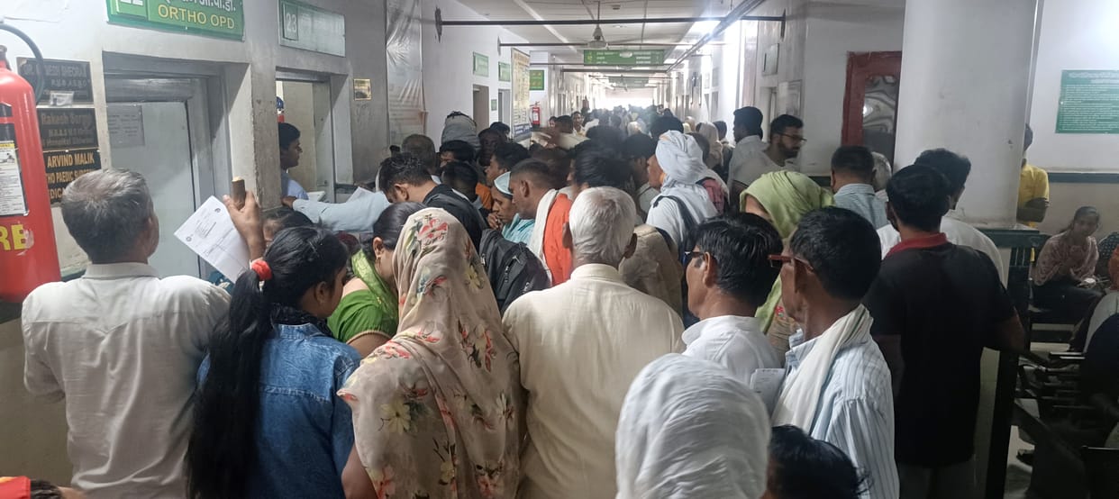 Machine not repaired in civil hospital lab even after two weeks, tests affected